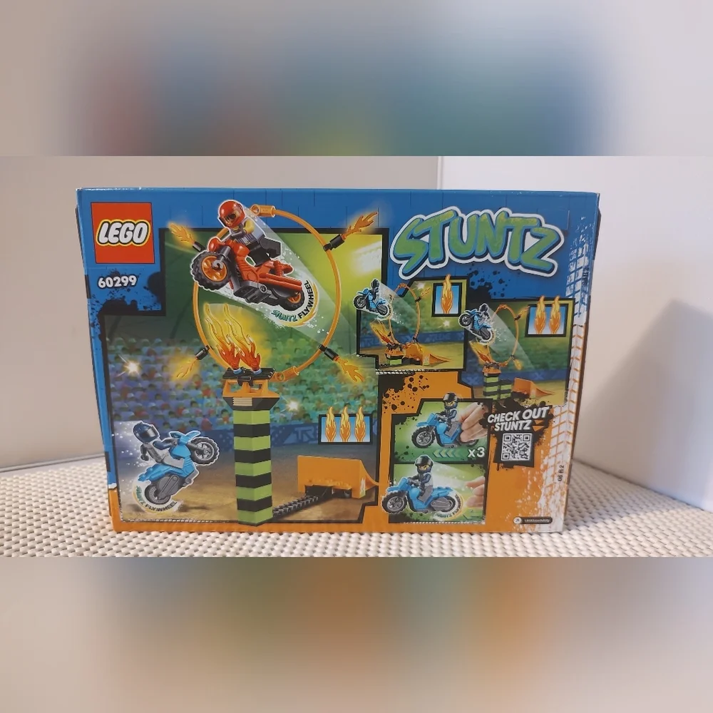 Lego City 60299 Stunt Competition Stuntz Building Set